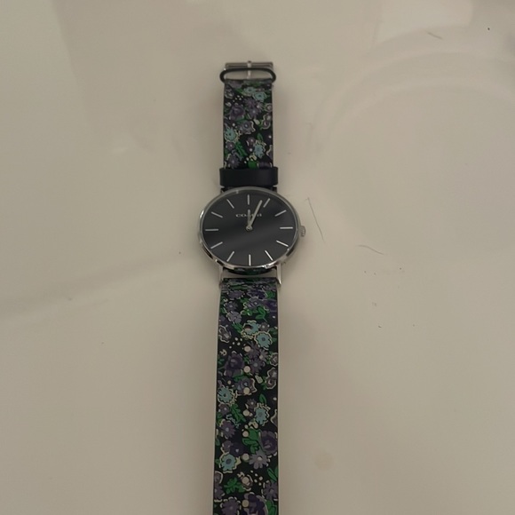 Coach watch - Picture 2 of 4